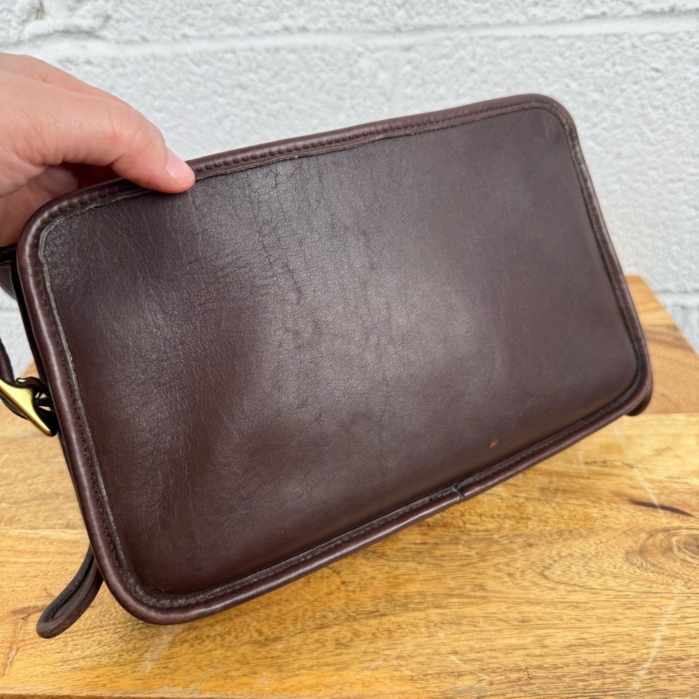 Vintage Coach 9164 Brown Leather Crossbody Bag USA Made Classic Minimalist - Picture 2 of 16